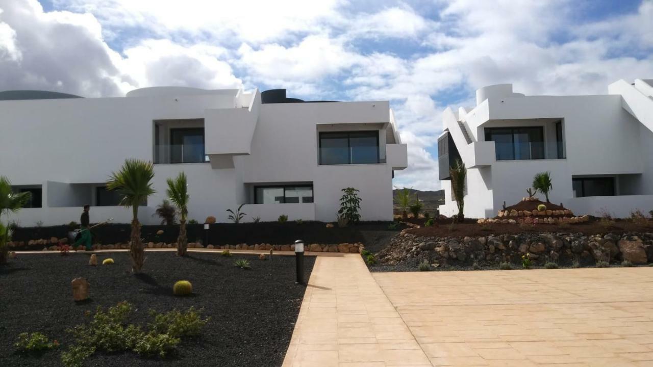 Marta & Lorenzo Apartment. Fuerteventura La Oliva Exterior photo